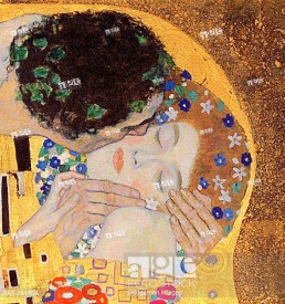The Kiss, 1907-08 (oil on canvas) (detail of 601), Klimt, Gustav (1862-1918)